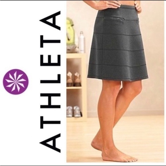 Athleta gray mini skirt with 2 front zip pockets. Size S. - Picture 1 of 5